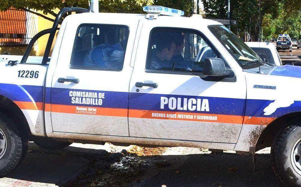 Detuvieron a cuatro hombres luego de agredir a un comerciante local