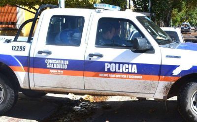 Detuvieron a cuatro hombres luego de agredir a un comerciante local