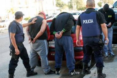 Dos individuos detenidos con drogas y luego liberados