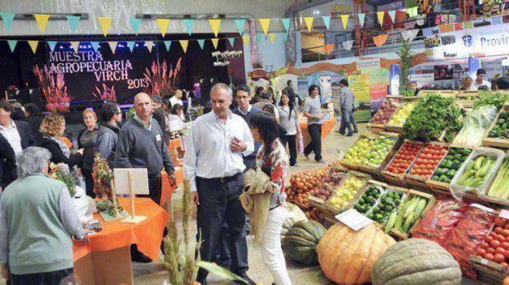 Buzzi llam� a �ponerle l�mites a la subdivisi�n de tierras productivas�