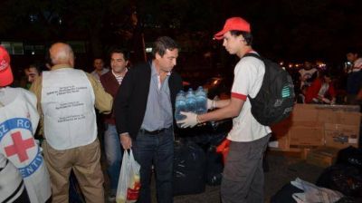 Mestre y la Cruz Roja trabajan por los inundados de Buenos Aires