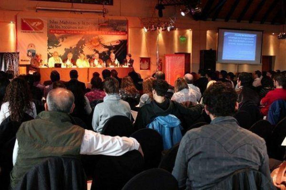 �Que la Causa Malvinas sea ejemplo de la unidad nacional�, dese� Melella
