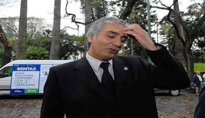 Por pedido de Kirchner, Scioli ech� a Montoya y Schiaretti le ofreci� un cargo