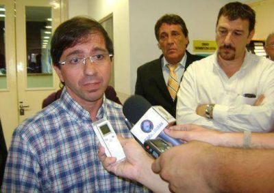 Posiciones encontradas en torno a suspensi�n de apertura de sesiones
