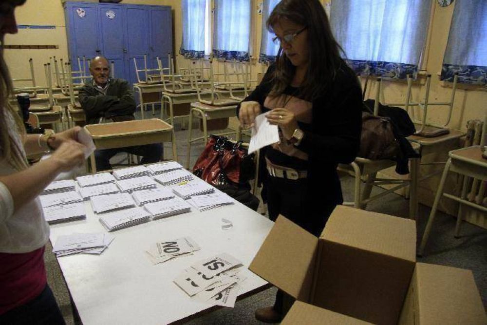 Goye destituido: Bariloche tendr� nuevo intendente