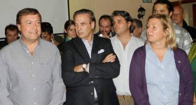 Weretilneck: �el pueblo pone y el pueblo saca�