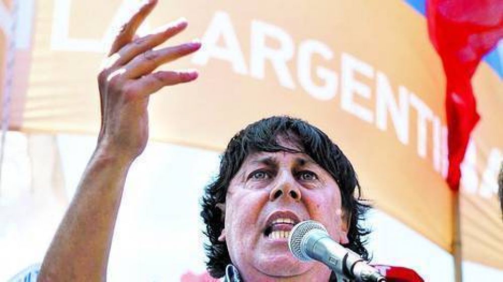 Tras el desastre, los gremios vuelven a la pelea