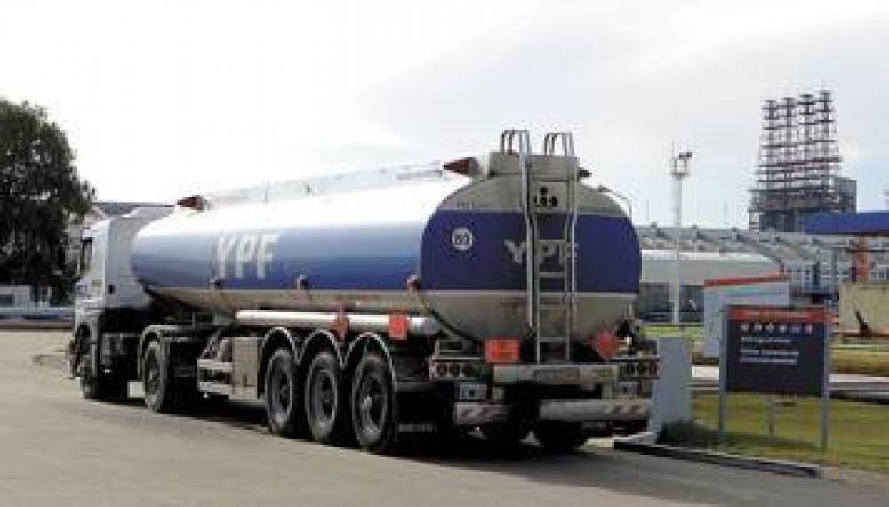 YPF volvi� a procesar crudo en La Plata pero admiten que producir� menos