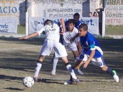 Liga Cultural: empate y punta para el "Albo"