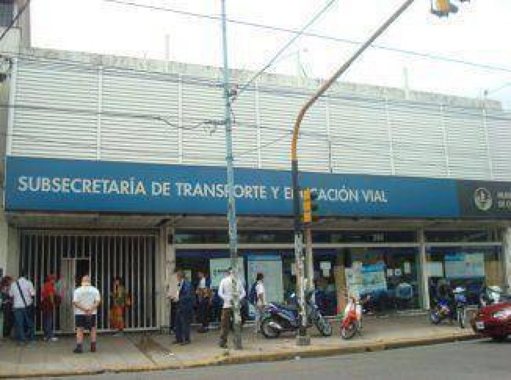 Registros de conducir: Los turnos por Internet reci�n se instrumentar�an en mayo