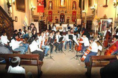 Orquestas y coros brindaron recitales en la Catedral
