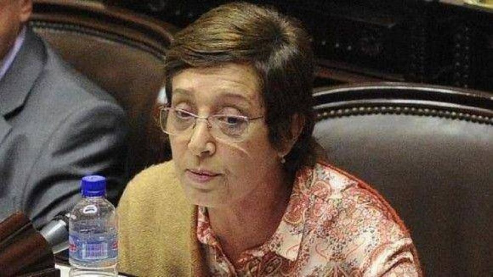 La UCR impulsa una denuncia contra la ministra Beatriz Mirkin