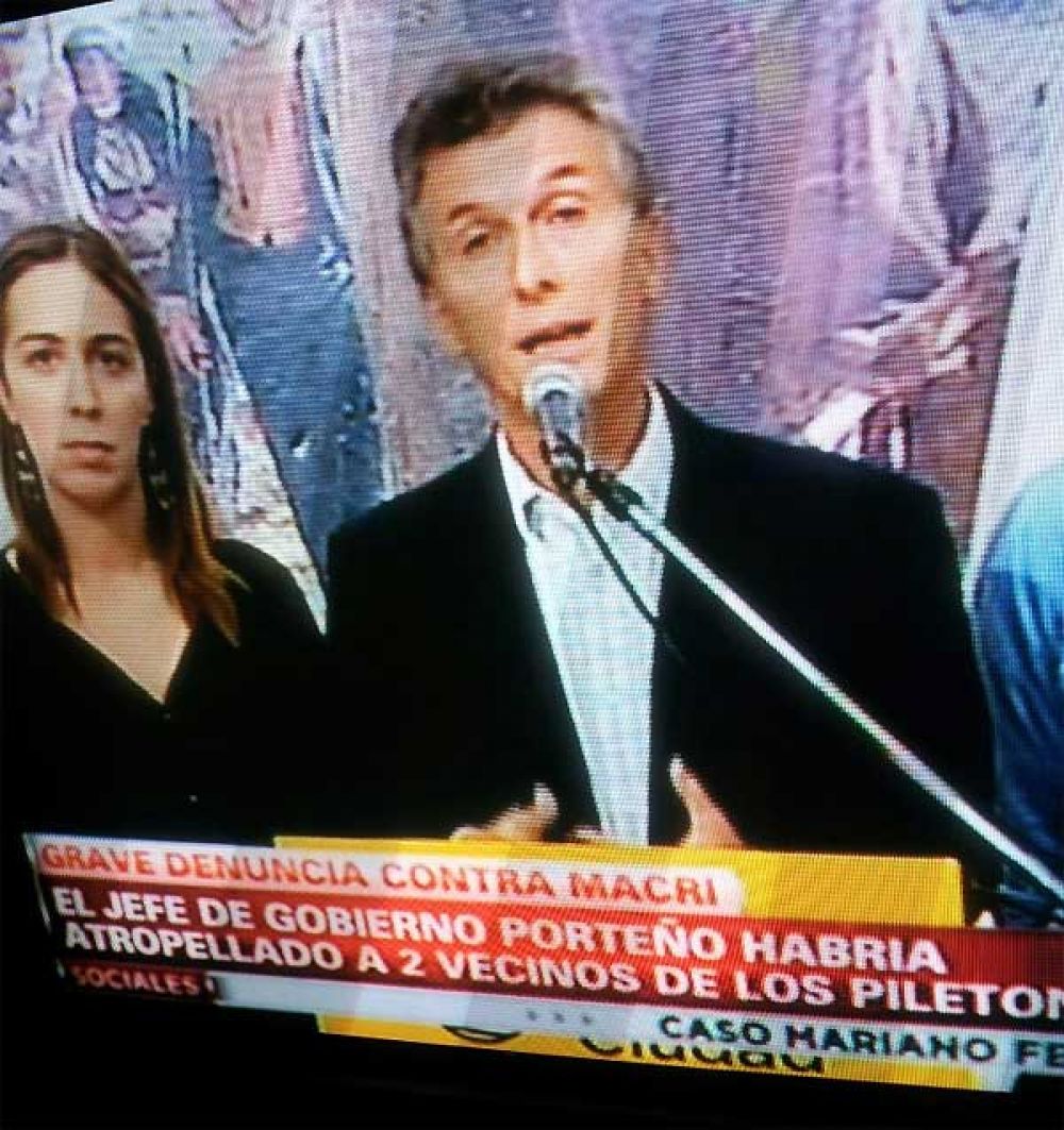 Denuncian que Macri en auto habria atropellado a vecinos al salir abruptamente de los Piletones