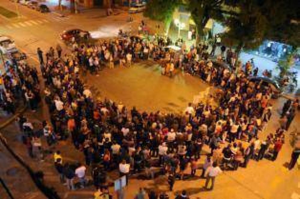 En la cara, le recriminaron a la Polic�a por la inseguridad