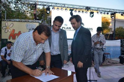 El Municipio promulg� el boleto estudiantil gratuito