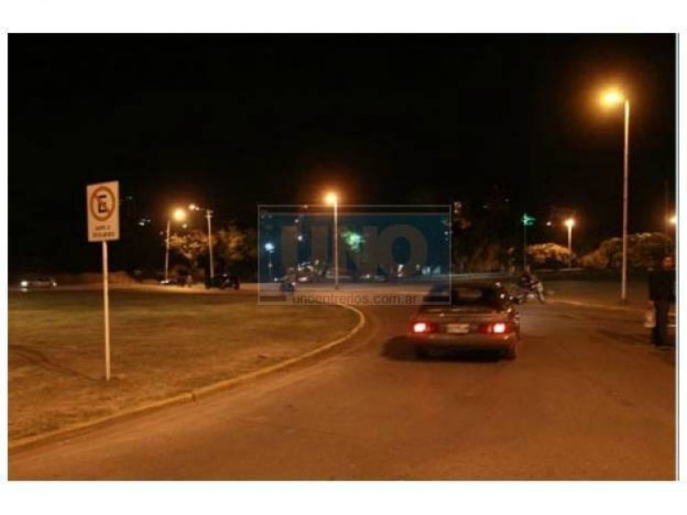 Intensa b�squeda del acusado del homicidio en la Costanera