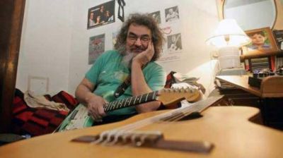 Una leyenda del rock nacional anticipa su llegada a Santa Cruz de manera exclusiva