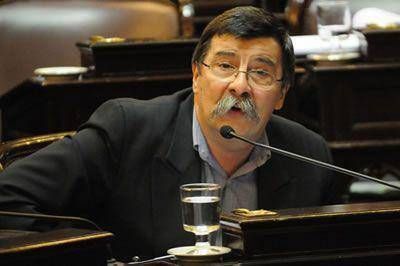 Mart�nez: �Cuando el peronismo estornuda, nos resfriamos todos�