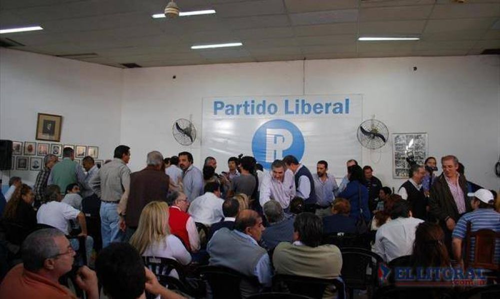 Sin eco en las denuncias por fichas falsas, Josefina se bajar�a de las internas del PL
