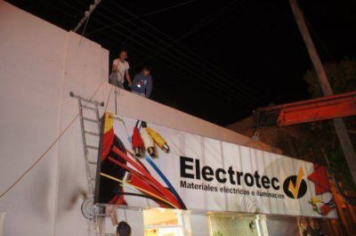 La firma Electrotec inaugur� su nuevo local c�ntrico