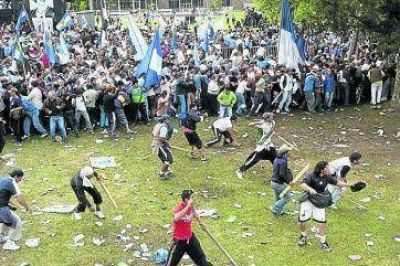 La Uocra y La C�mpora, a los palos