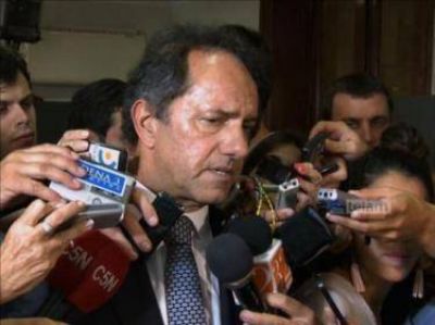 Scioli expres� la importancia del gobierno nacional y de los militantes en la asistencia