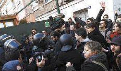 Escraches, pero en Espa�a