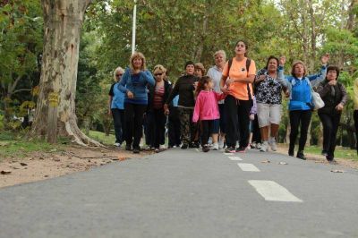 San Miguel - Los abuelos dieron inicio al ciclo de actividades deportivas