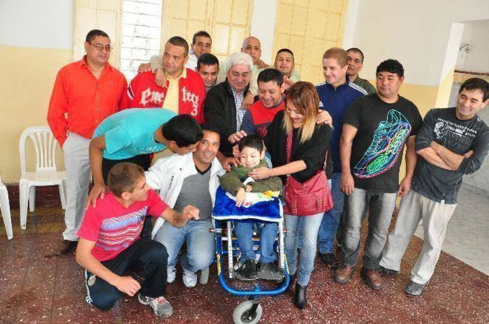 Pura solidaridad con Facu en la c�rcel de Roca