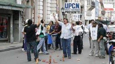 Estatales volvieron a protestar con piquetes y preparan una marcha a la Plaza