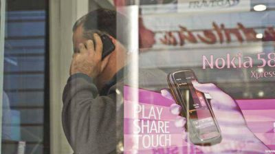 Defensa del consumidor triplic� su actividad por reclamos de telefon�a celular