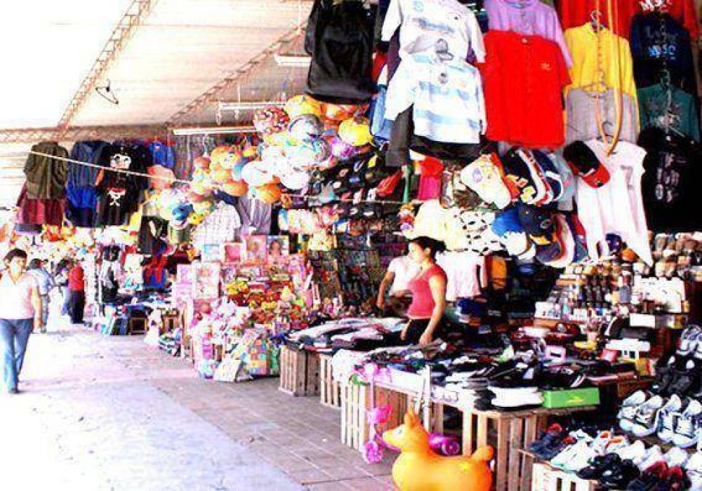 San Salvador, tercera ciudad con mayor comercio ilegal