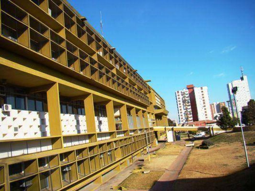 Paritarias: Jorge subi� la pauta al 26% y acord� con los estatales