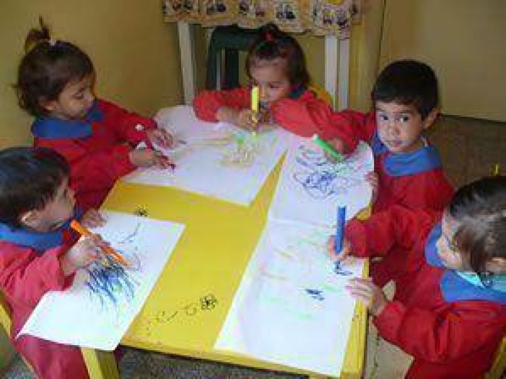 Quieren regular por ley los jardines maternales	