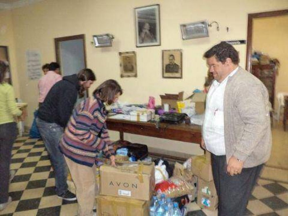 La UCR responsabiliza al PJ, que hace 30 a�os gobierna la Provincia y la ciudad