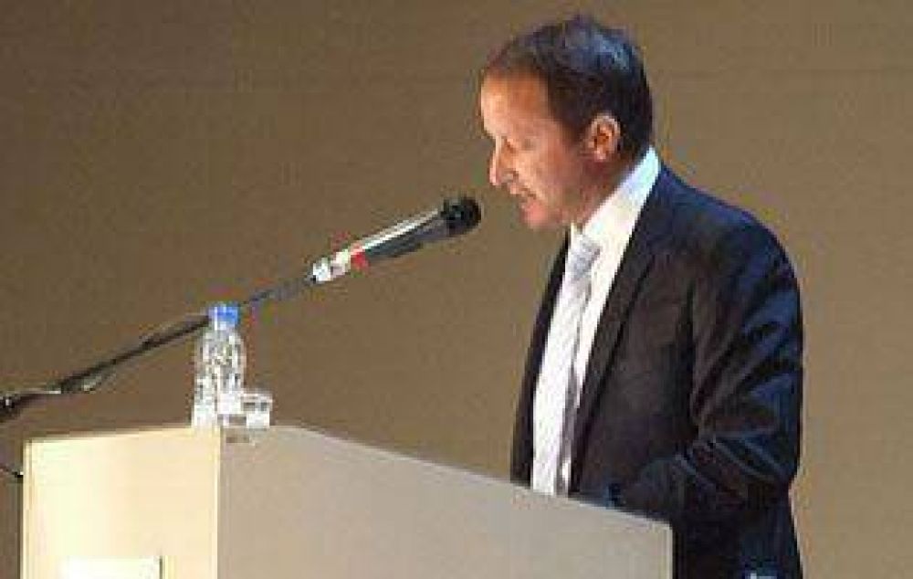 Insaurralde volvi� a reclamar la creaci�n de la polic�a municipal
