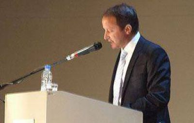 Insaurralde volvi� a reclamar la creaci�n de la polic�a municipal