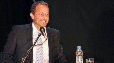 La seguridad, la educaci�n y la salud, los ejes para 2013