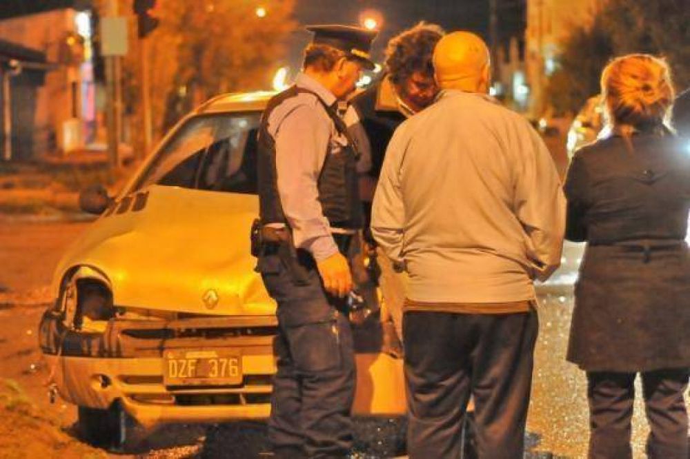 Choque en calles Salta y Belgrano