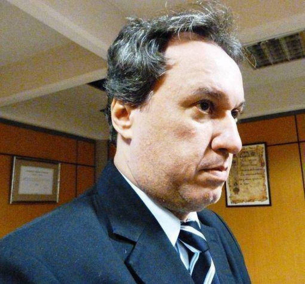 Peirano: �falta un plan integral para instrumentar las medidas econ�micas en el pa�s�