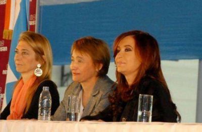 Fabiana R�os y Cristina Fern�ndez de Kirchner realizar�n una teleconferencia