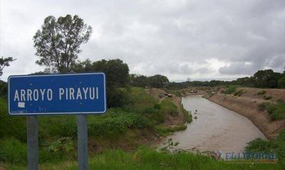 El paseo costero sobre el arroyo Pirayu� divide intereses de Provincia y Municipio