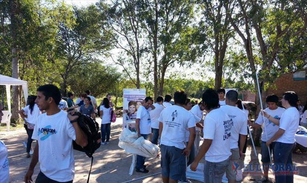 La C�mpora realiz� un operativo solidario en Punta Taitalo