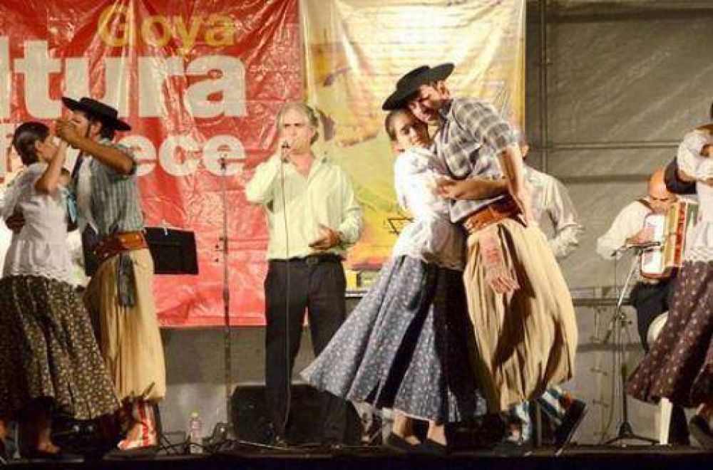Goya: cientos de personas colmaron el Baila Chamam�