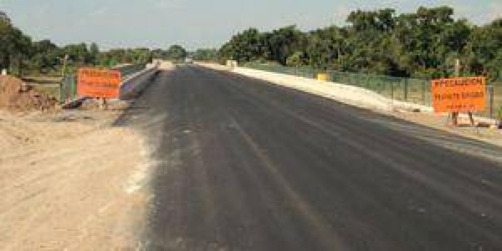 Sigue la pavimentaci�n de la ruta 3
