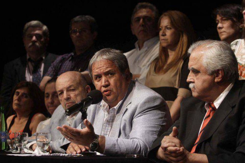Los bancarios amenazan con iniciar un "plan de acci�n"