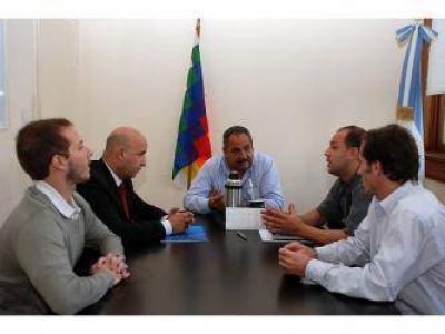 Gallinger se reuni� con el Presidente del Instituto Nacional de Asuntos Ind�genas