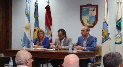 Sandro Guzm�n encabez� el inicio de sesiones