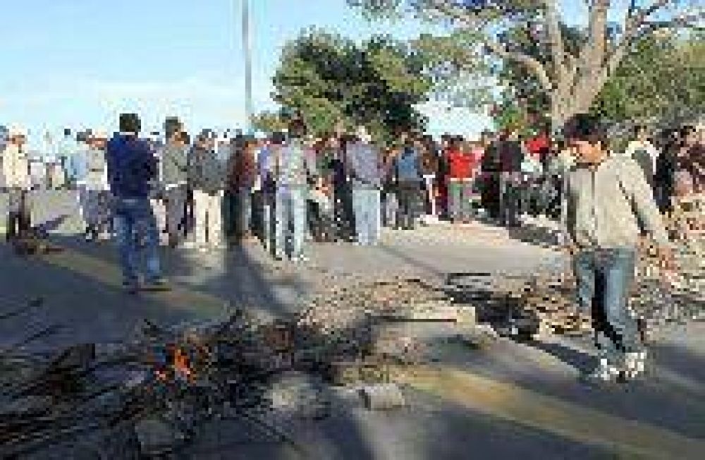 Harta de los robos, la comunidad boliviana se alz� en protesta