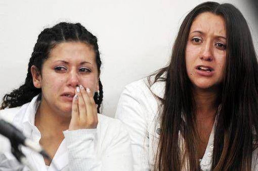 Luego de dos a�os en prisi�n liberaron a las hermanas Jara